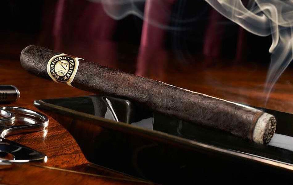 Tips For Buying A Cigar | A Confidential Man in The Cigar World