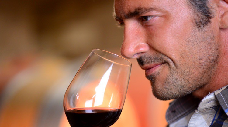 Wine Tasting Tips | How To Taste Wine Like A Gentleman