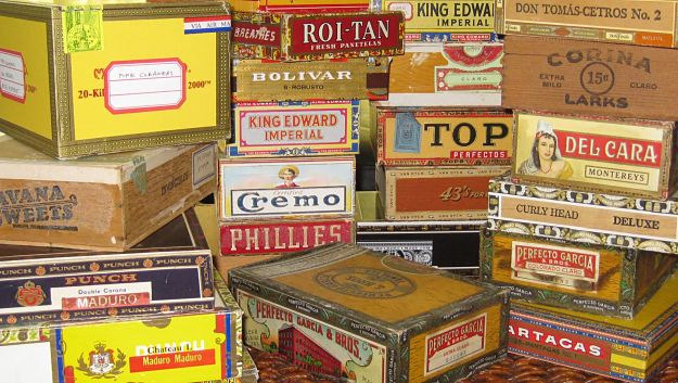Cigar Box | Tips For Buying A Cigar | A Confidential Man in The Cigar World
