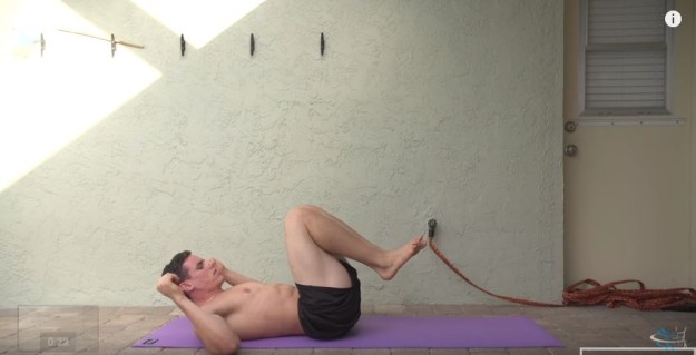 6-Inch Crunches | Short, Intense Exercises To Bring Out Those Killer Abs