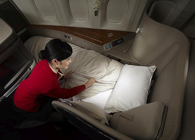 Cathay Pacific First Class | Travel In Style - Top 10 Luxury First Class Airlines In The World